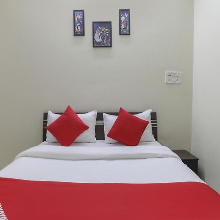 Collection O Shyam Vatika Banquet And Rooms 苏拉特 外观 照片