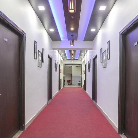 Collection O Shyam Vatika Banquet And Rooms 苏拉特 外观 照片
