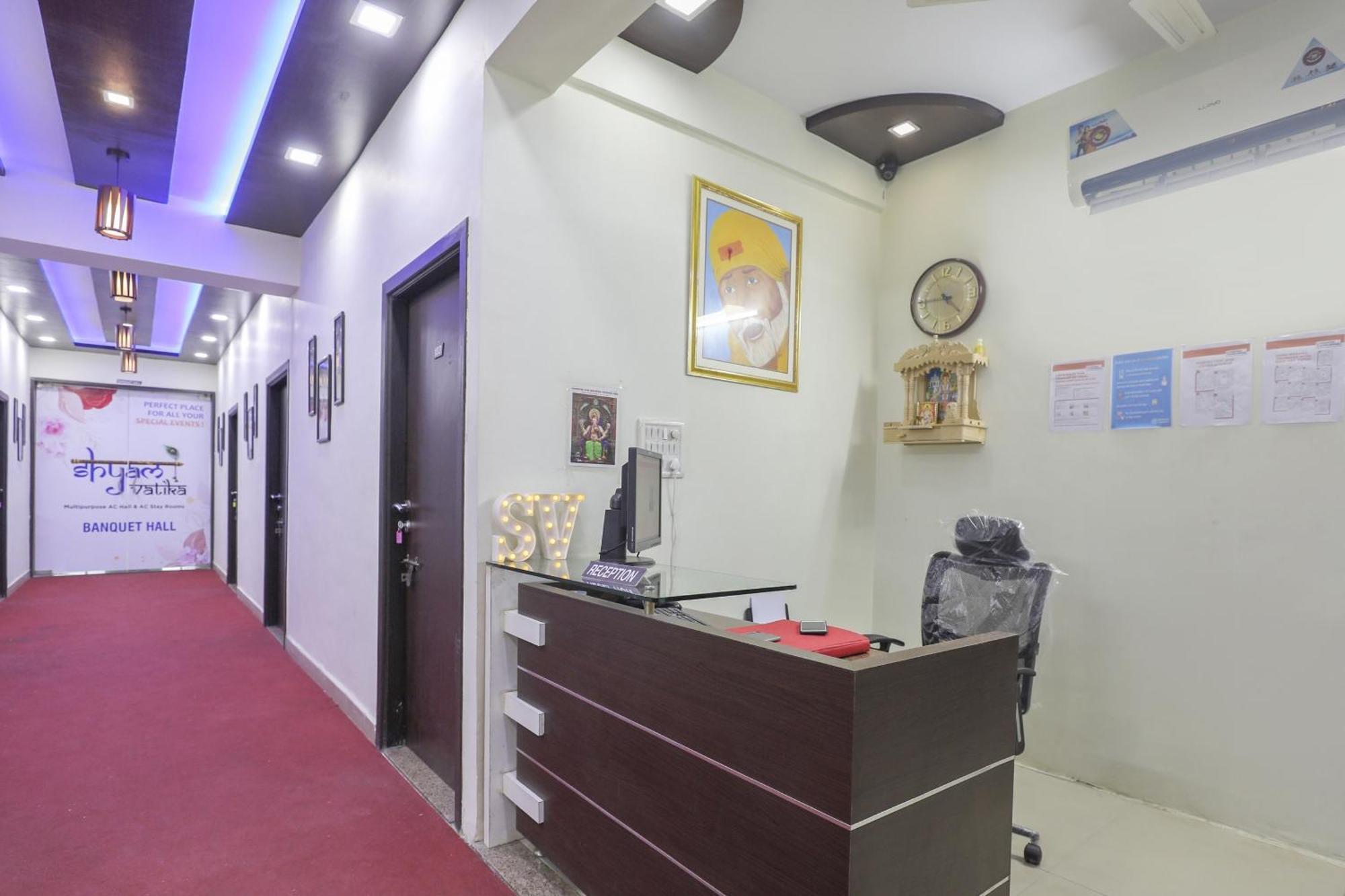 Collection O Shyam Vatika Banquet And Rooms 苏拉特 外观 照片