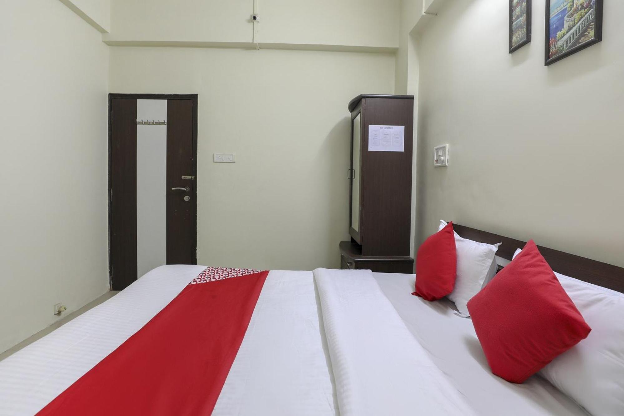 Collection O Shyam Vatika Banquet And Rooms 苏拉特 外观 照片